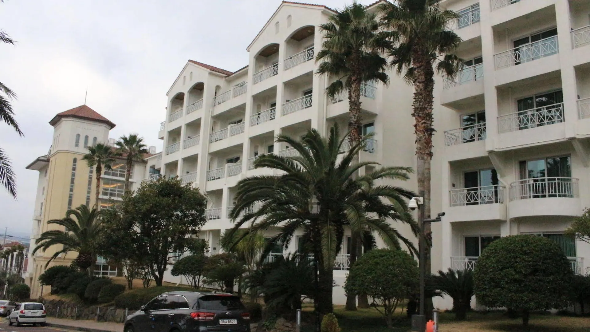 Sono Belle Jeju Hotel 3*,